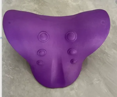Almohada masajeadora y estiramiento cervical